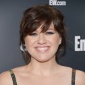 Kelly Clarkson attends the Entertainment Weekly & ABC-TV Up Front VIP Party at Dream Downtown in New York City on May 15, 2012 