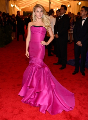 Julianne Hough pops in pink at the ‘Schiaparelli And Prada: Impossible Conversations’ Costume Institute Gala at the Metropolitan Museum of Art in New York City on May 7, 2012 
