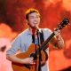Phillip Phillips performs on ‘American Idol,’ May 16, 2012
