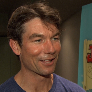 Jerry O’Connell Takes On Jake And The Never Land Pirates