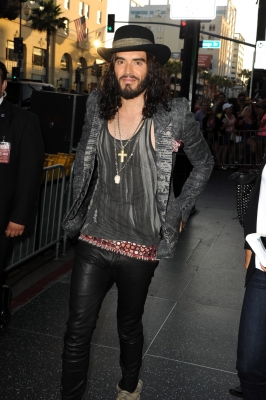 Russell Brand arrives at the premiere of ‘Rock of Ages’ at Grauman’s Chinese Theatre in Hollywood on June 8, 2012