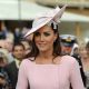 Catherine, Duchess of Cambridge meets guests during a garden party at Buckingham Palace in London on May 29, 201
