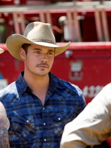Josh Henderson in ‘Dallas’