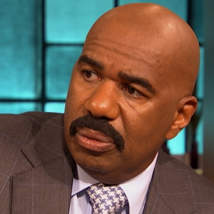 Steve Harvey Remembers Michael Clarke Duncan
