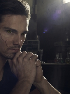 Jay Ryan in The CW’s ‘Beauty and the Beast’