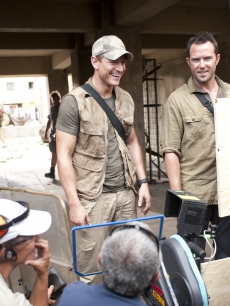 Philip Winchester as Sgt. Michael Stonebridge and Sullivan Stapleton as Damien Scott in Cinemax’s ‘Strike Back’