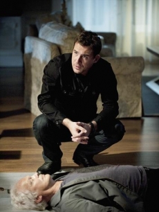 Barry Sloane as Aiden Mathis and the ‘White Haired Guy’ in ABC’s ‘Revenge’