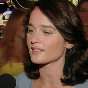 Robin Tunney Is The ‘Brawn’ On The Mentalist (2008)