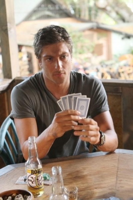 Daniel Lissing as SEAL James King in ABC’s ‘Last Resort’