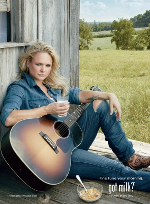 Miranda Lambert’s ‘got milk?’ ad