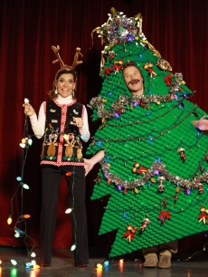 Access Hollywood Live’s Billy Bush and Kit Hoover get into the holiday spirit!
