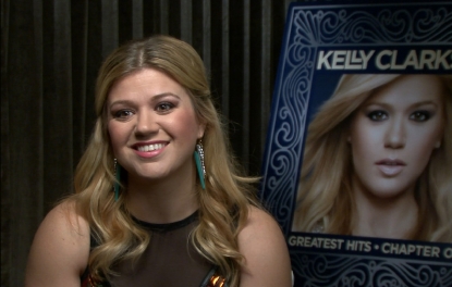 Kelly Clarkson chats with Access Hollywood, October 2012