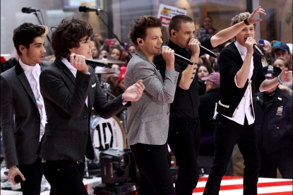 Zayn Malik, Harry Styles, Louis Tomlinson, Liam Payne and Niall Horan of One Direction perform on NBC’s ‘Today’ at Rockefeller Plaza on November 13, 2012 in New York City