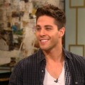 Dean Geyer Talks Getting Intimate With Kate Hudson On Glee
