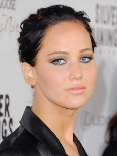 Jennifer Lawrence arrives at the Los Angeles Premiere ‘Silver Linings Playbook’ at the Academy of Motion Picture Arts and Sciences on November 19, 2012 in Beverly Hills