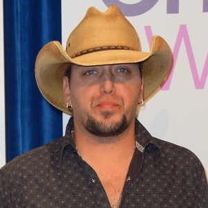 What Are Jason Aldean’s Plans For The 2012 Holiday Season?
