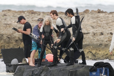 Jennifer Lawrence, Sam Claflin and Lynn Cohen spotted on the set of ‘The Hunger Games: Catching Fire’ in Hawaii on November 26, 2012