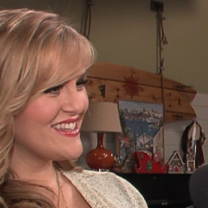 Sara Rue Dishes On Her Pregnancy

