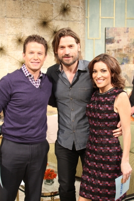 ‘Game of Thrones’ and ‘Mama’ star Nikolaj Coster-Waldau poses with Billy Bush and Kit Hoover on Access Hollywood Live on January 17, 2013