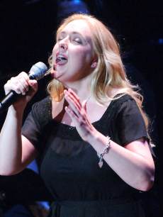 Mindy McCready performs at the V-Day Presentation of Any One Of Us: Words From Prison at Alice Tully Hall - Lincoln Center June 21, 2006 in New York City