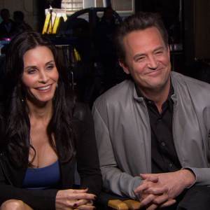 Matthew Perry & Courteney Cox Talk Reuniting On NBC’s Go On