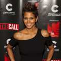 Halle Berry attends ‘The Call’ premiere at Showplace Icon Theater on February 28, 2013 in Chicago