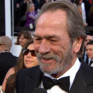 Oscars 2013: Tommy Lee Jones Has A Laugh Over His Usually Grumpy Demeanor