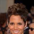Halle Berry Oscars 2013