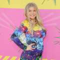 Fergie shows off her baby belly at Nickelodeon’s 26th Annual Kids’ Choice Awards at USC Galen Center in Los Angeles on March 23, 2013