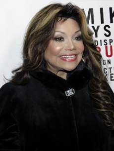 la-toya-vs-omarosa---DL