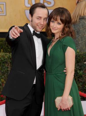Vincent Kartheiser and Alexis Bledel played ill-fated lovers on ‘Mad Men’ before getting engaged in real life in March 2013