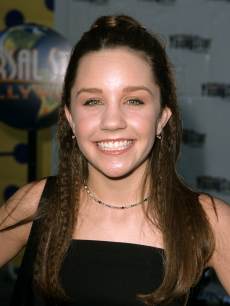 Amanda Bynes seen in 1999