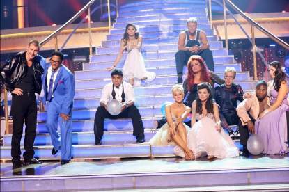 The cast during Week 3, Season 16 of ‘Dancing with the Stars’