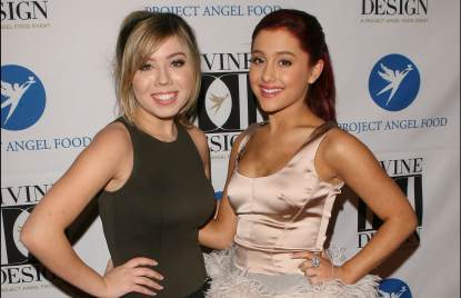 Jennette McCurdy and Ariana Grande arrive at Project Angel Food’s 2011 Divine Design Gala at The Beverly Hilton hotel on December 7, 2011 in Beverly Hills, Calif.