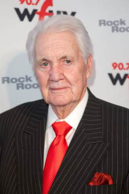 Sportscaster Pat Summerall attends the 2011 WFUV 90.7 FM Spring Gala at Three Sixty, NYC, on May 2, 2011