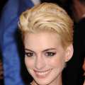 Anne Hathaway MET 5 6 ‘13 Close-Up