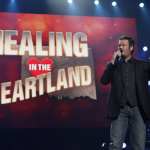 Blake Shelton appears on stage at the ‘Healing in the Heartland: Relief Benefit Concert,’ Oklahoma City, Okla., May 29, 2013