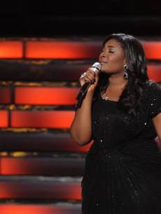 Candice Glover performs after winning the ‘American Idol’ Season 12 title at the Nokia Theatre L.A. Live, May 16, 2013