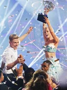 Kellie Pickler and Derek Hough seen after winning ‘Dancing With The Stars’ Season 16 on May 22, 2013