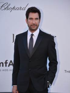 Dylan McDermott poses on May 23, 2013 as he arrives for the amfAR’s 20th Annual Cinema Against AIDS during the 66th Annual Cannes Film Festival at Hotel du Cap-Eden-Roc in Cap d’Antibes