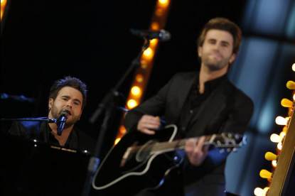 The Swon Brothers perform on ‘The Voice,’ June 17, 2013
