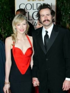 jason Lee & wife Carmen Llywelyn