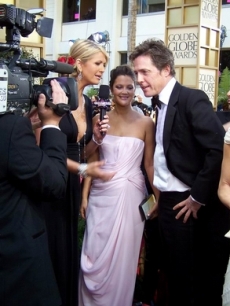 Hugh and Drew Barrymore at the '07 Golden Globes