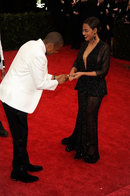 Jay Z and Beyonce attend the ‘Charles James: Beyond Fashion’ Costume Institute Gala at the Metropolitan Museum of Art on May 5, 2014 in New York City