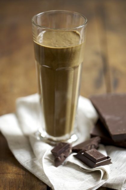 The Chocolate Peanut Butter Cup Smoothie from chef Candice Kumai