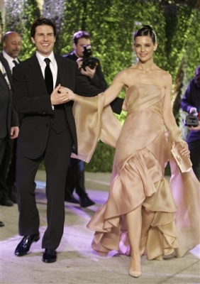 Katie Holmes was stunning in this ball gown at Vanity Fair’s Oscar party