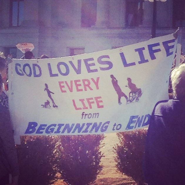 Jessa Duggar’s photo of a sign from a pro-life protest, Jan. 18, 2015 (Instagram)