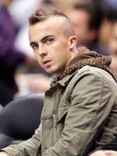 Frankie Muniz shows off his mohawk at the LA Clippers game