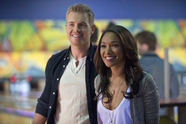 Rick Cosnett as Detective Eddie Thawne and Candice Patton as Iris West (The CW)