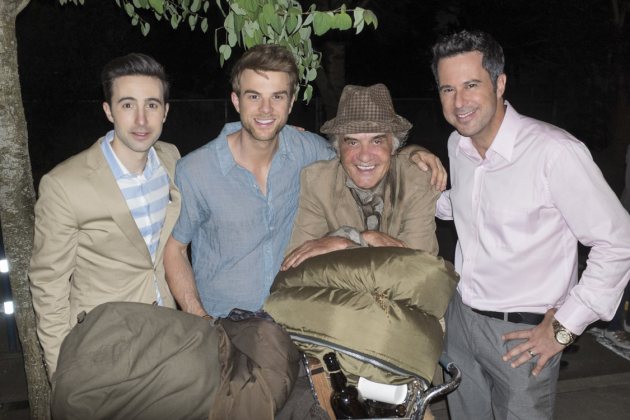 Josh Zuckerman, Nathaniel Buzolic, Terry Kaiser and Jonathan Silverman on the set of The CW’s ‘Significant Mother’ (Scott Green/The CW)